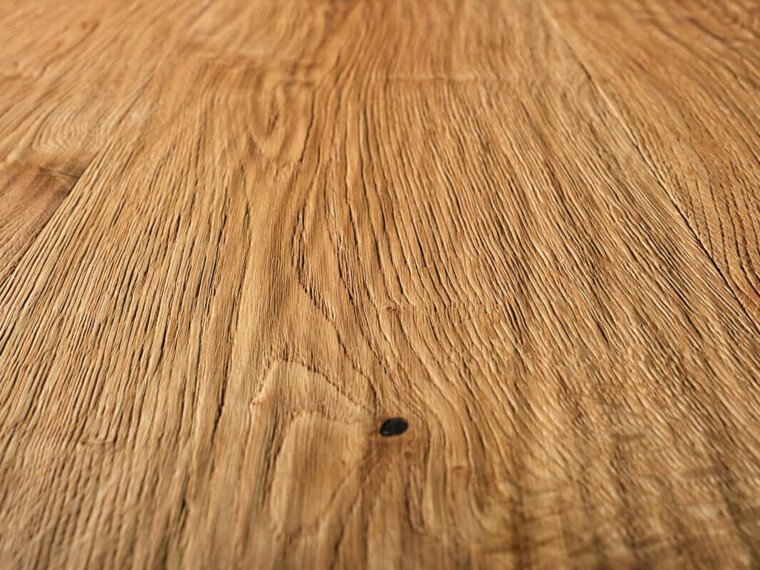 Diele handgehobelt intensiv